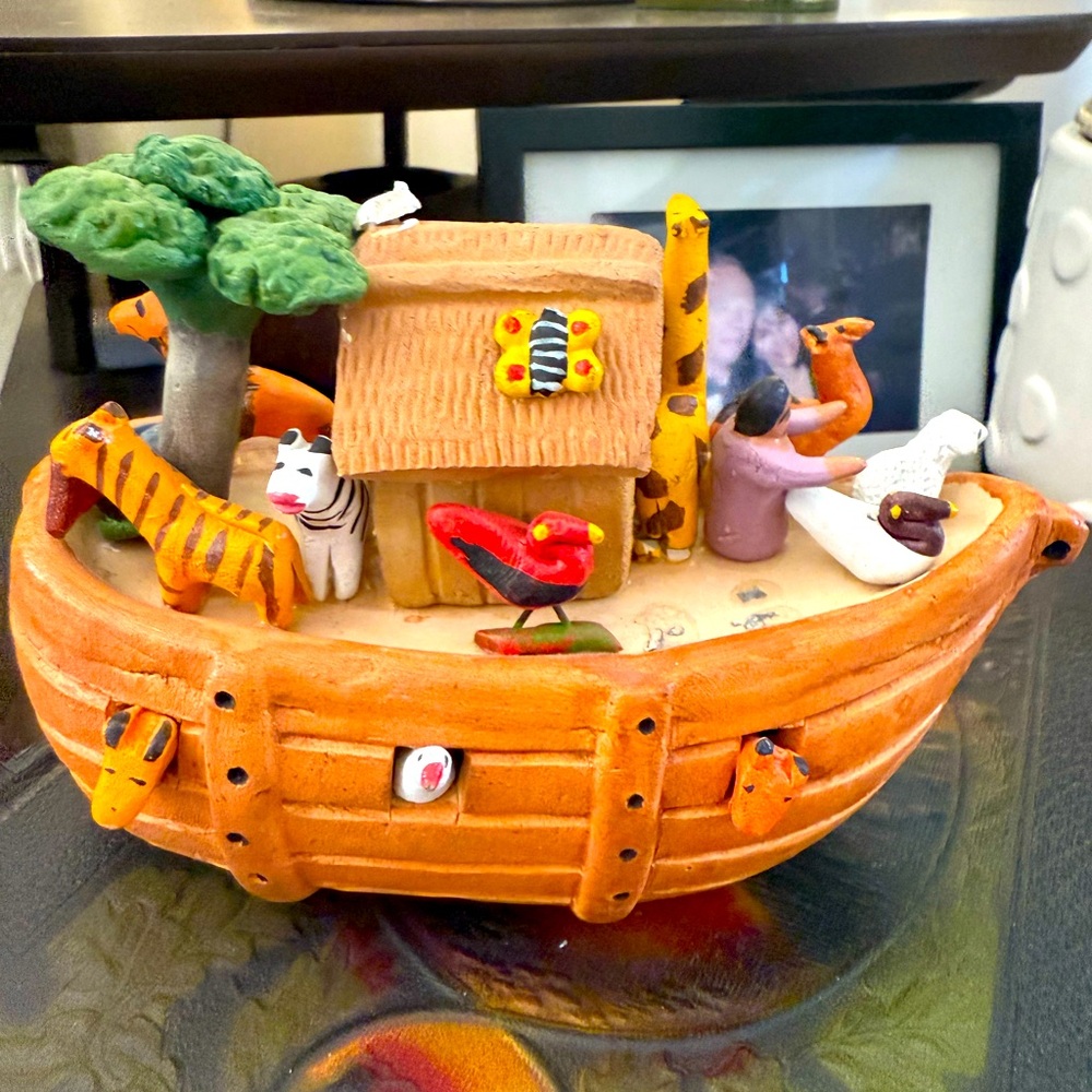 Vintage pottery handcrafted-Colorful Noah's Ark -made in Equador